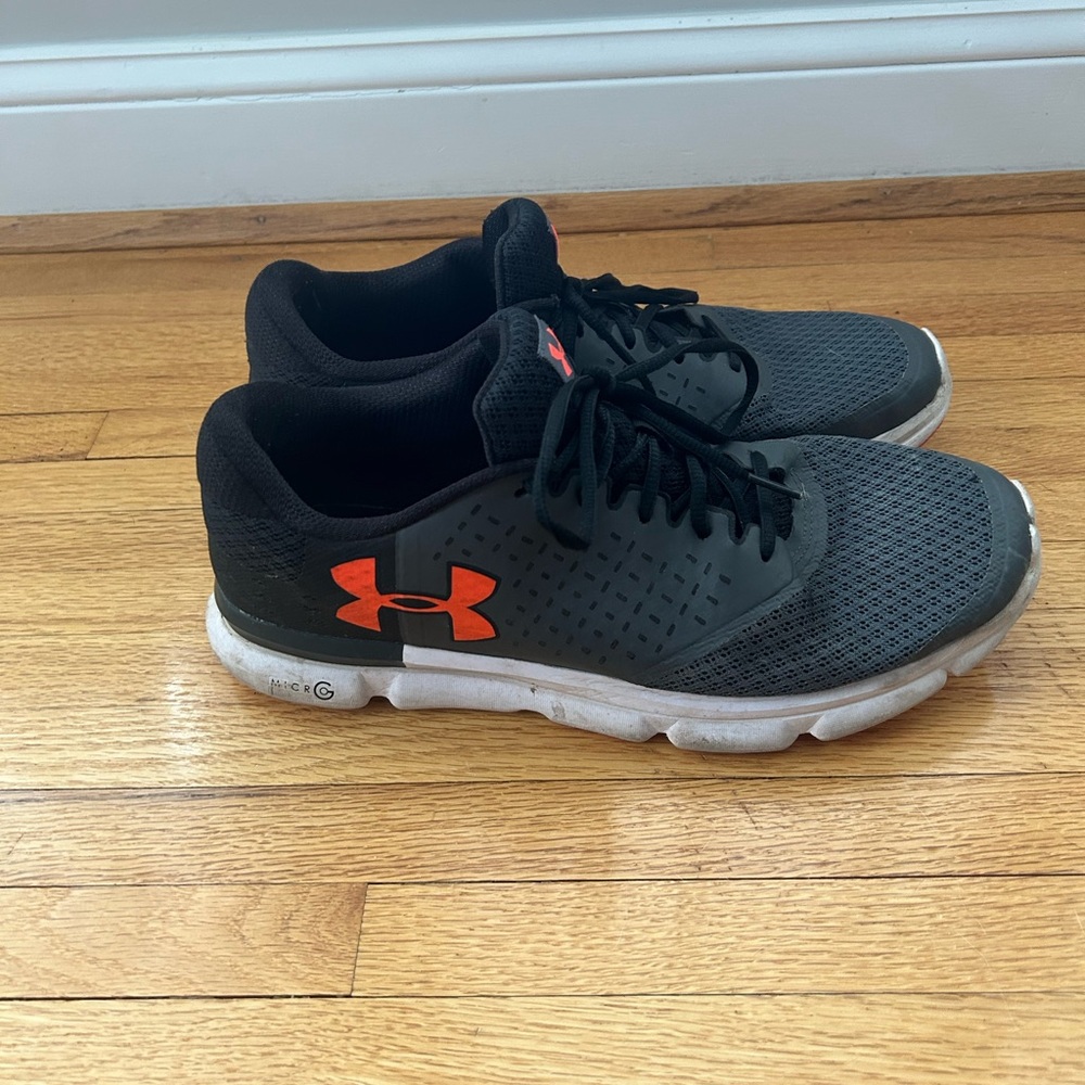 Men’s Under Armour Tennis Shoes